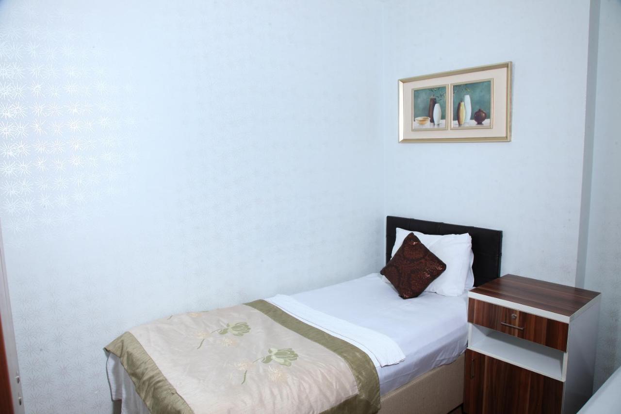Garden Hill Hotel อิสตันบูล ภายนอก รูปภาพ