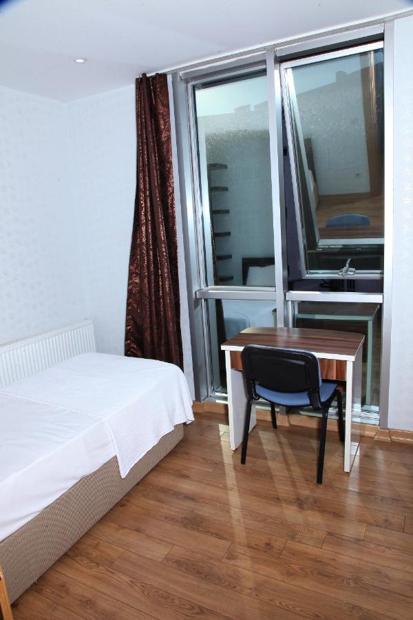 Garden Hill Hotel อิสตันบูล ภายนอก รูปภาพ