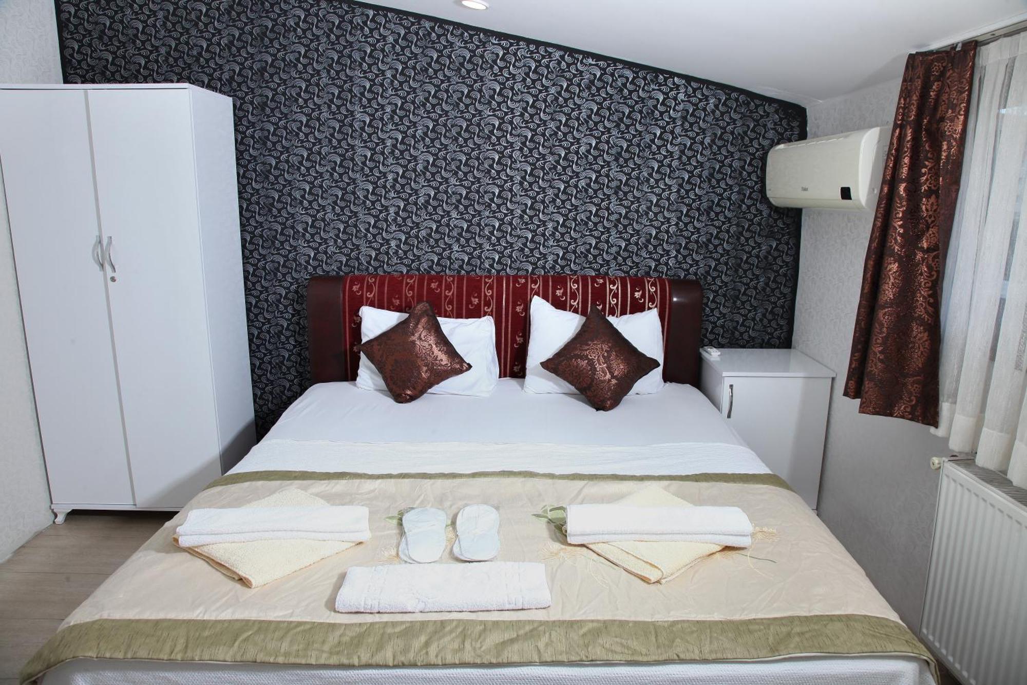 Garden Hill Hotel อิสตันบูล ภายนอก รูปภาพ