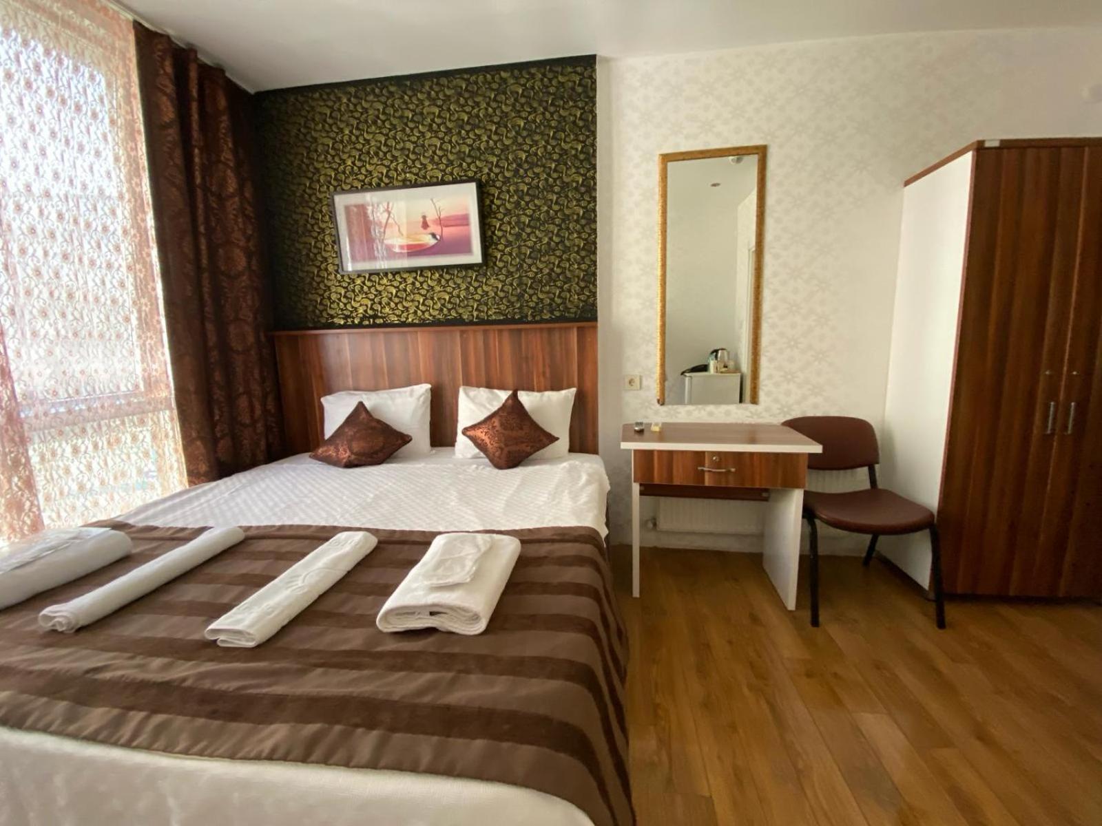 Garden Hill Hotel อิสตันบูล ภายนอก รูปภาพ